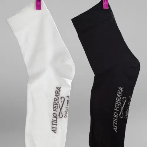 Stella Luna-A Frequenz auf Baumwoll Socken in weiss und Bambus Socken in schwarz